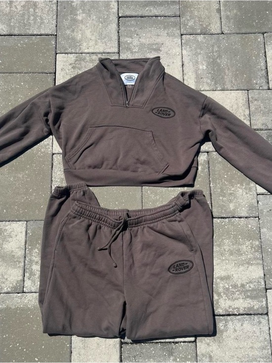 PacSun Jackets & Blazers - PacSun Brown Half-Zip Pullover & Jogger Set